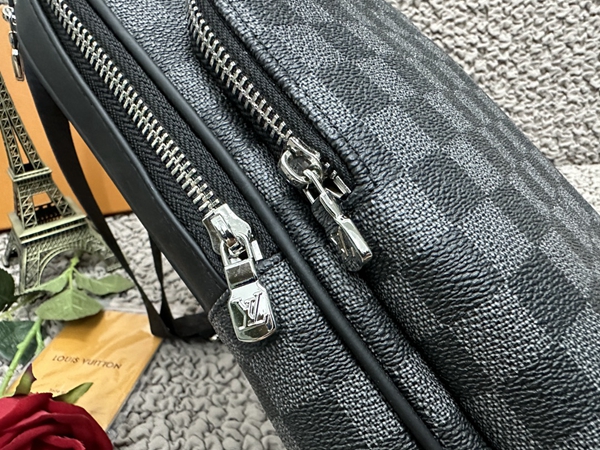 ルイヴィトンバッグ細部ディテール